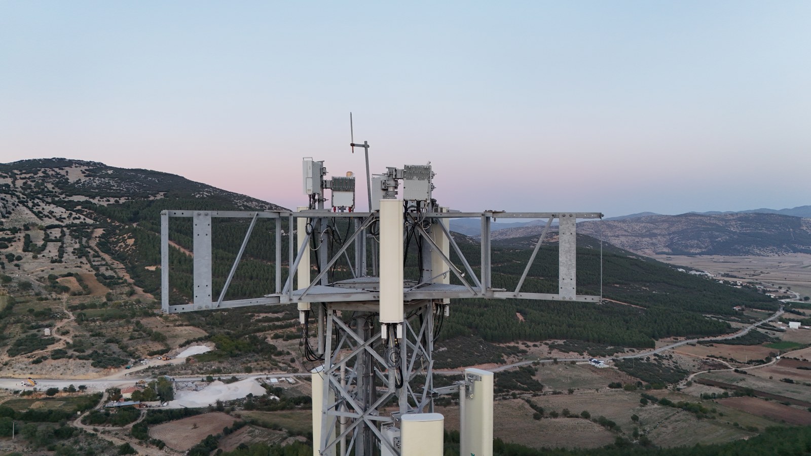 Telekomünikasyon kulesi